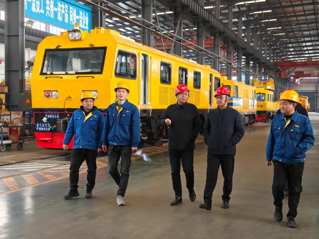 市纪委常委、市委巡察办安雪尽主任莅临LEJING.COM(中国)有限公司
重工开展走访慰问活动