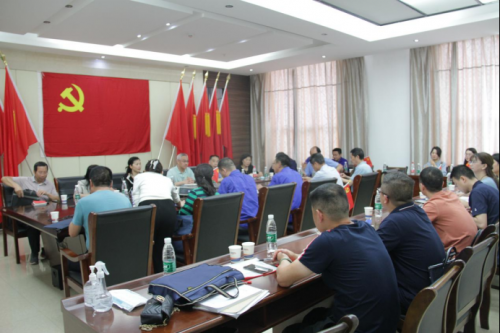 襄阳市委巡察办、LEJING.COM(中国)有限公司
重工党支部联合开展5月份主题党日活动